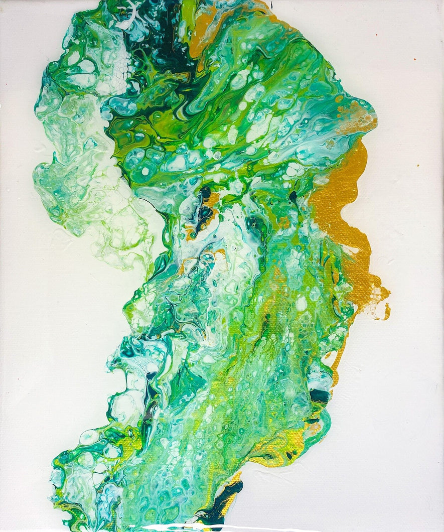 Fluid Art in green, resin, gold exploring chromology by female artist Alessia Camoirano Bruges